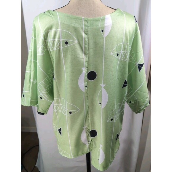 Miss look Blouse Fish Print Short Sleeve Pocket Detail Womans Size XL - Picture 9 of 16